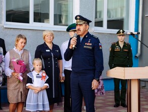 В Благовещенск на открытие мемориальной доски в честь погибшего на Украине военнослужащего приехал ЮнусБек Евкуров