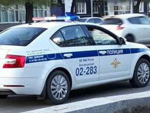 В Белогорске водитель нарушил правила и сбил двух девочек