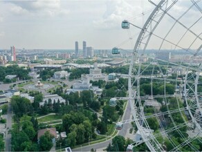 Самое большое колесо обозрения в Европе Солнце Москвы закрылось изза подвисания механизма