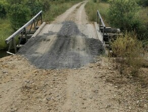 Допрыгнуть до моста На севере Приамурья только спортивные люди могут добраться на соседнюю улицу Алгача