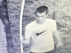 В городе Зея неадекватный человек стучал в окна церкви