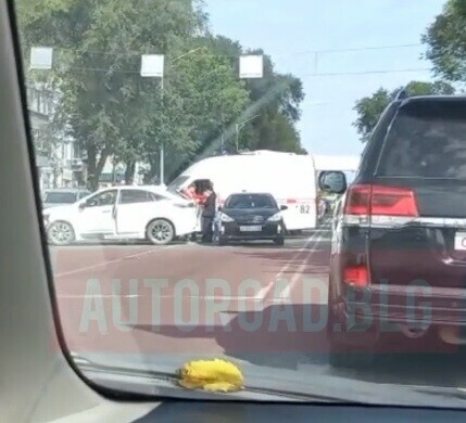 В центре Благовещенска произошло массовое ДТП