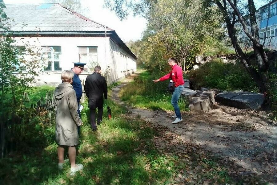 Прокуратура проверяет информацию о разрушающемся многоквартирном доме в Приамурье фото видео 