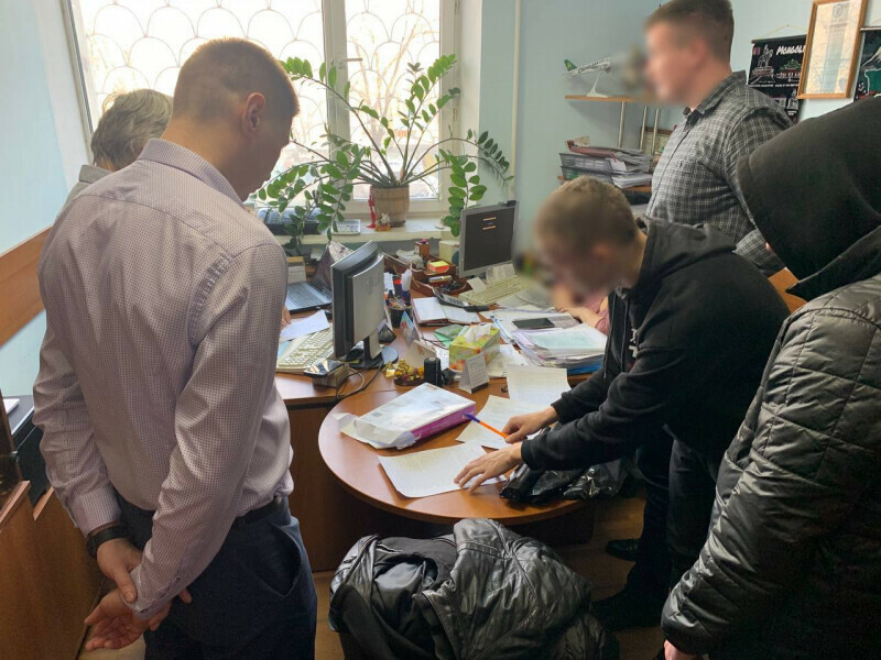 В Благовещенске владельцы турфирм организовали иностранцам незаконный въезд в РФ