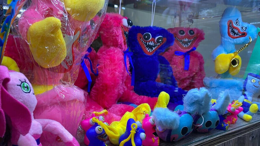Мегапопулярные игрушки Хаги Ваги в России исследуют на безопасность и влияние на детскую психику 