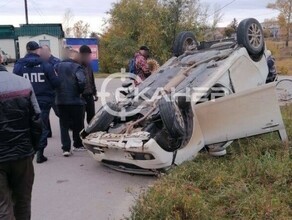 В Шимановске водитель потерял управление над иномаркой машина перевернулась видео