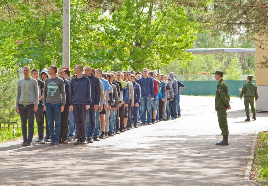 Губернатор Амурской области издал постановление об осеннем призыве Властям рекомендовано торжественно провожать призывников