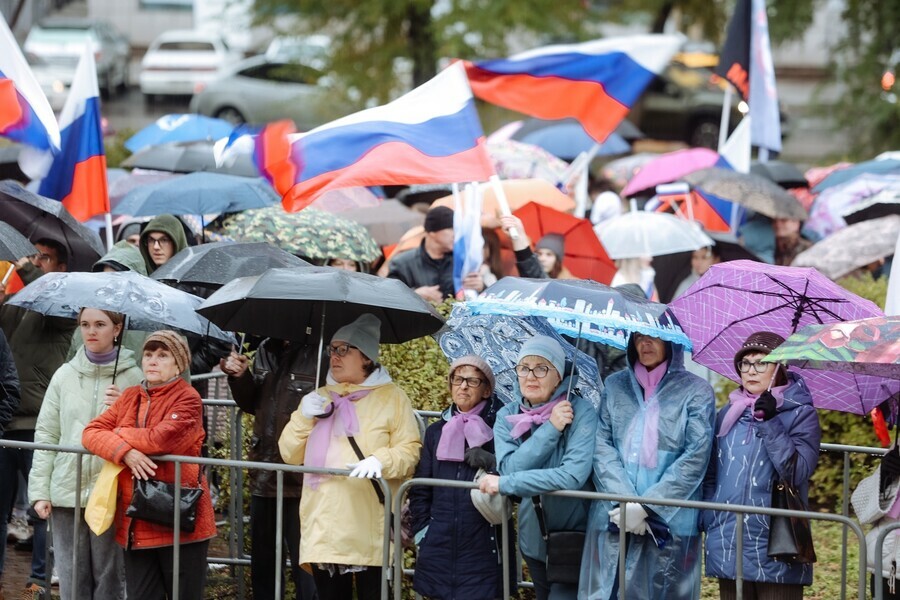 В Благовещенске прошел митинг в поддержку референдумов в ЛДНР Херсонской и Запорожской областях