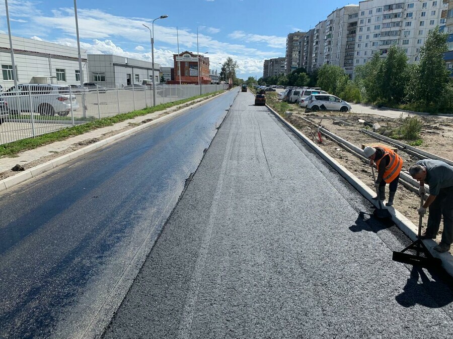 После ремонта на улице Калинина в Благовещенске обнаружены недочеты Плотность асфальта местами не соответствует ГОСТу