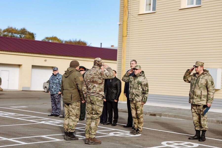 В Благовещенске встретили бойцов Росгвардии без потерь вернувшихся из зоны СВО фото