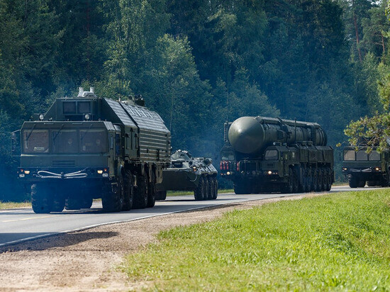 Зеленский призвал НАТО нанести ядерный удар по России Одной из целей является Москва