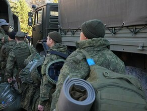 В РФ снова предложили запретить выезд за границу военнообязанным россиянам