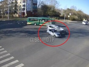 Появилось видео момента как Lexus снес автомобиль полиции в Белогорске