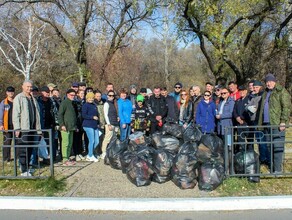 Одежда игрушки и стройматериалы что нашли во время субботника на Бурхановке в Благовещенске