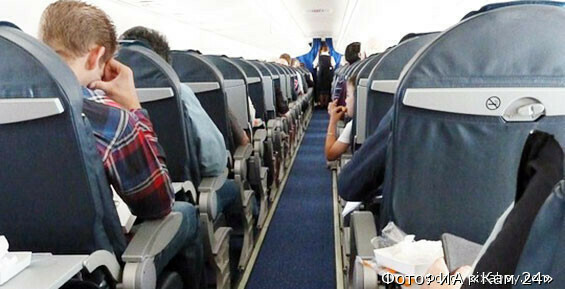Дальневосточный авиарейс совершил вынужденную посадку Пассажиры провели в накопителе 9 часов