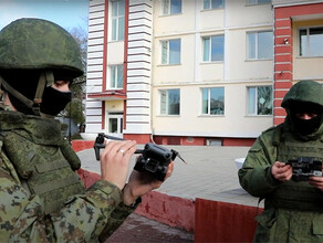 В Приамурье мобилизованных военнослужащих ВВО учат управлять дронами видео