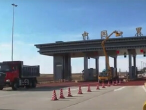 В Китае впервые с момента открытия показали работающий пункт пропуска в Хэйхэ около нового моста