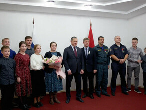 Спасатели и семья из Амурской области получили государственные награды