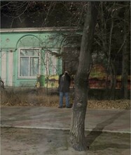 В центре Свободного на видео сняли писающего мальчика