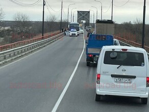 Очередное ДТП на мосту через Зею въезд и выезд из Благовещенска сковала пробка
