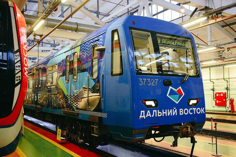 Пассажиров  Московского метрополитена научат готовить пельмени Амур