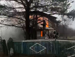 Два пожара тушили амурские огнеборцы в Тамбовке видео