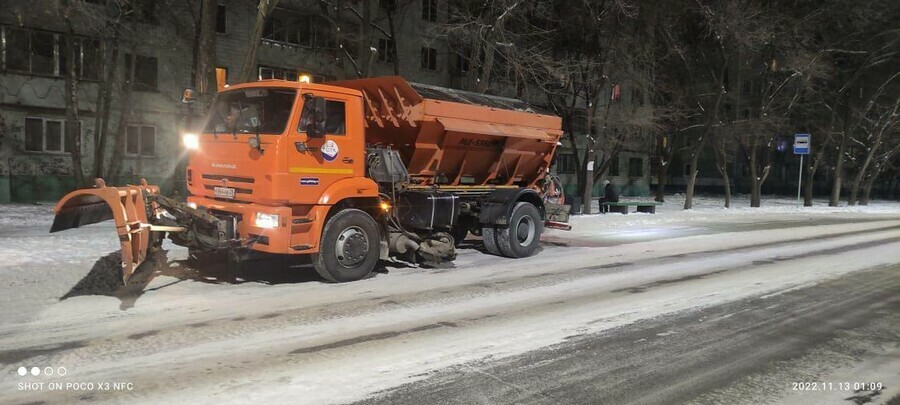 Благовещенск чистят от снега Где