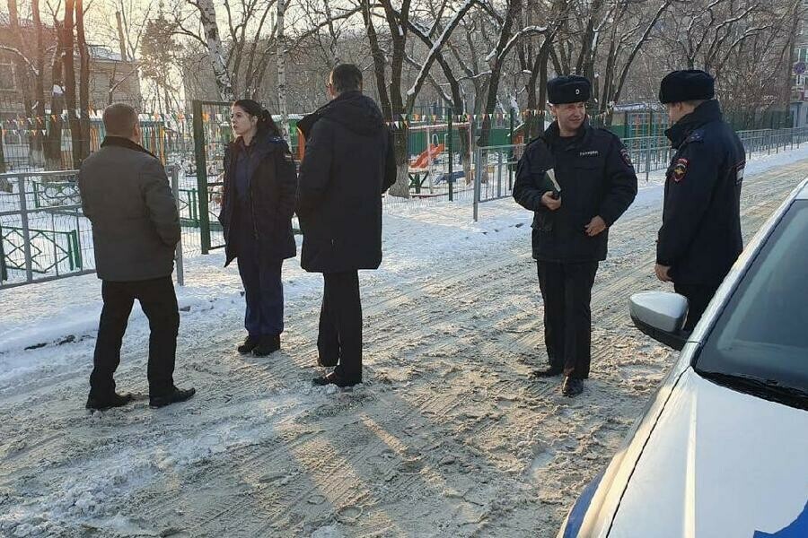Прокуратура выявила нарушения связанные с уборкой снега в Благовещенске 