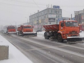 В прокуратуре озвучили сколько снегоуборочной техники должно выходить на улицы Благовещенска для борьбы со снегом и льдом