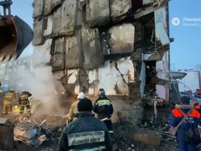 Девять человек погибли при взрыве в доме на Сахалине Среди них  дети