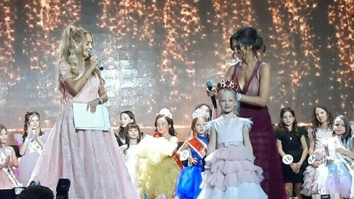 Юные дальневосточные красавицы заняли весь пьедестал на конкурсе Little Miss Russia 2022 