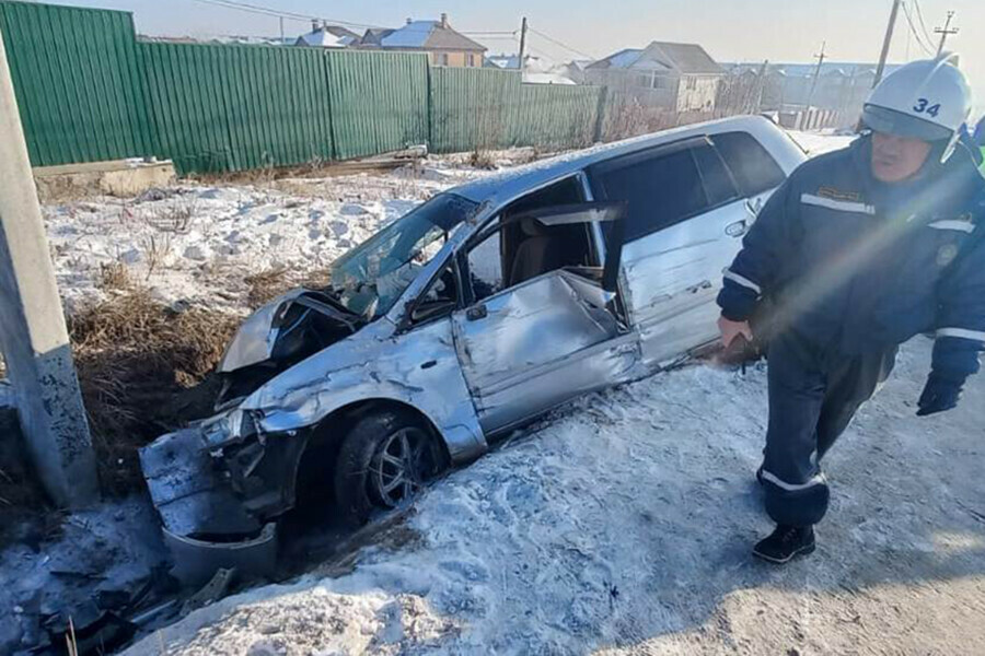 В ДТП случившемся в Чигирях водителя зажало в машине