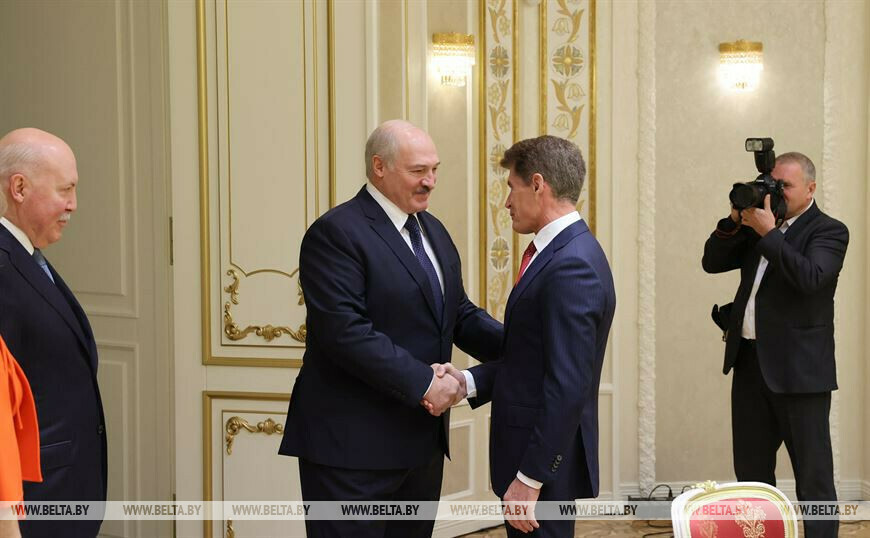 Лукашенко собрался на Дальний Восток