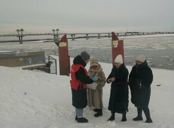 Жителям Благовещенска напоминают об опасности на водоемах