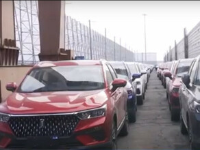 В Россию из Китая впервые вывезли партию семиместных китайских спорткаров