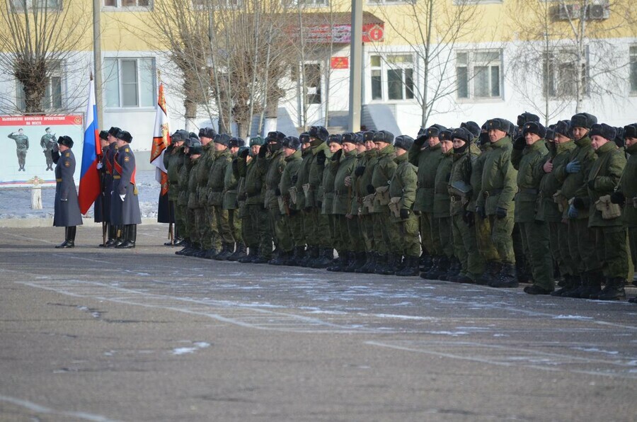Мобилизованные амурчане завершили курс боевой подготовки в Забайкалье и будут направлены на СВО