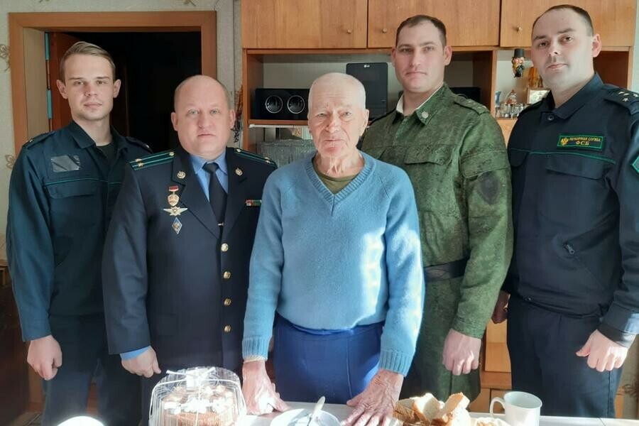 Единственный в Приамурье пограничникучастник Великой Отечественной войны отметил 96летие 