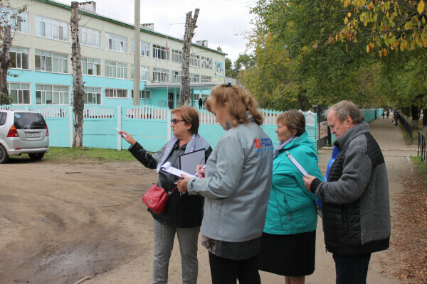 Дорога в школу В Благовещенске установили потенциально опасные для детей объекты