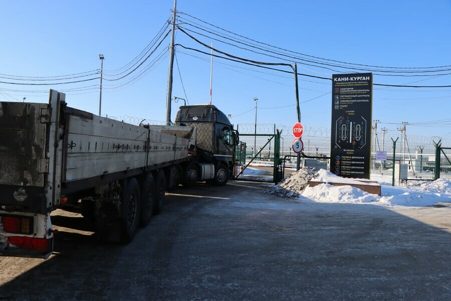 Амурский министр транспорта прокомментировал информацию о заторе на международном мосту через Амур