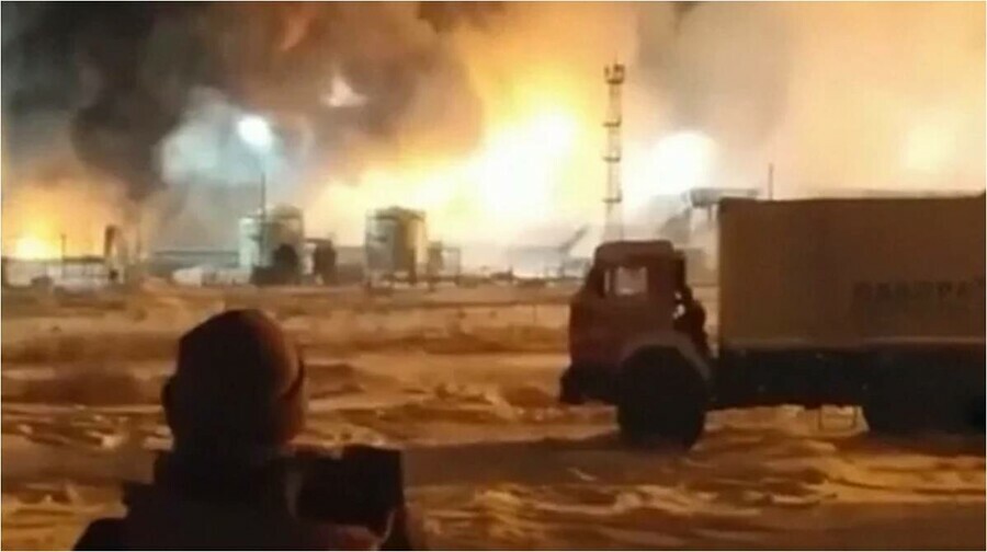 ЧП в Иркутской области пожар на нефтегазовом месторождении