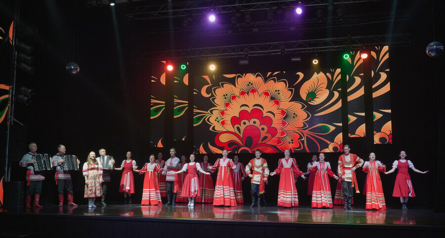 Артисты Амурской филармонии посвятили дню рождения Амурской области песню видео
