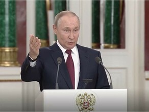 Праздник с близкими людьми Путин рассказал что в новогодние дни он посмотрит послание президента