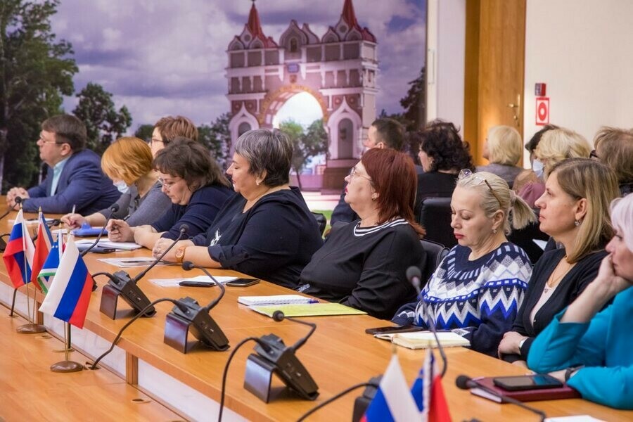 Достижения благовещенского учителя математики в Москве оценили на отлично фото 