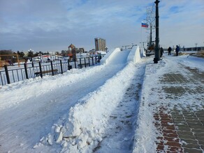 Конца не видно 25 декабря должны были завершить украшение Благовещенска к Новому году Как выглядит центр Фоторепортаж