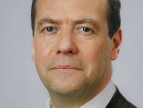 Дмитрий Медведев назначен первым замом Владимира Путина как главы Военнопромышленной комиссии