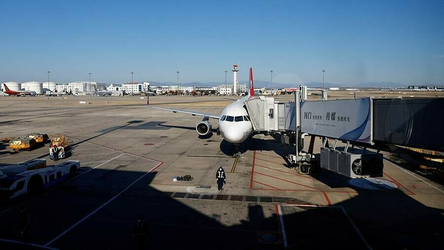 Китай с 8 января возобновит прием заявок на международные чартерные рейсы