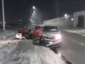 В Благовещенске пьяная женщинаводитель протаранила автомобиль с тремя пассажирами