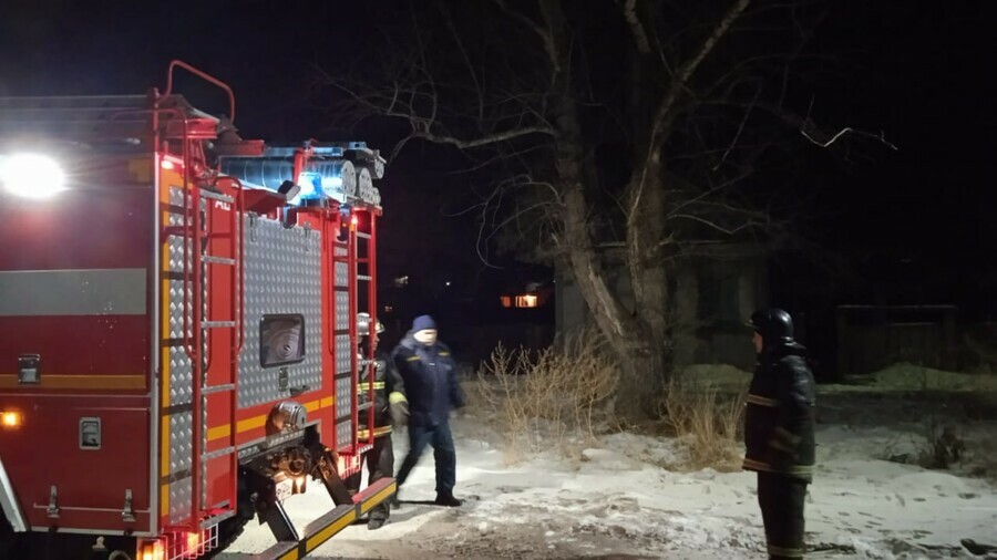 В амурском селе в сгоревшей зимней кухне обнаружили два трупа