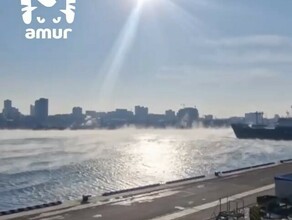 Во Владивостоке закипело море