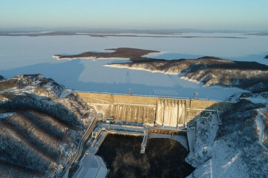 На Бурейской ГЭС рассказали как станция работает в аномальные морозы фото 